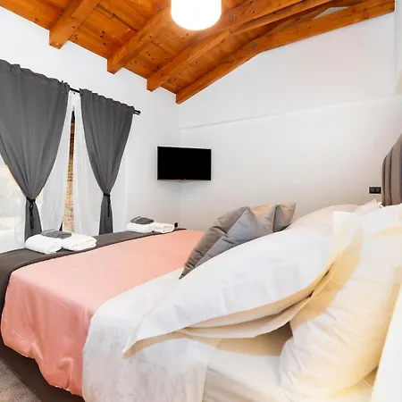 House With Jacuzzi And Sauna * Rovinj