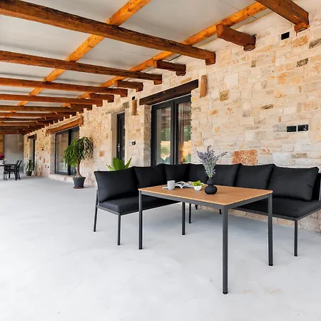House With Jacuzzi And Sauna * Rovinj