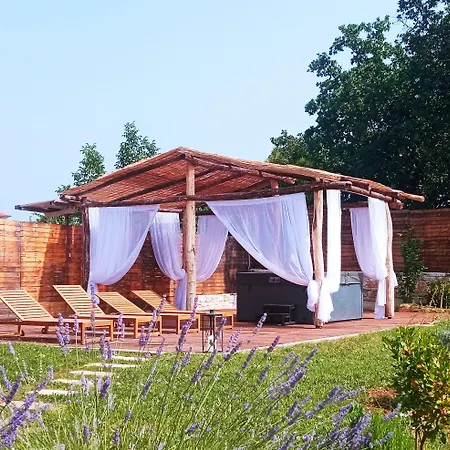 Vikendica House With Jacuzzi And Sauna Rovinj